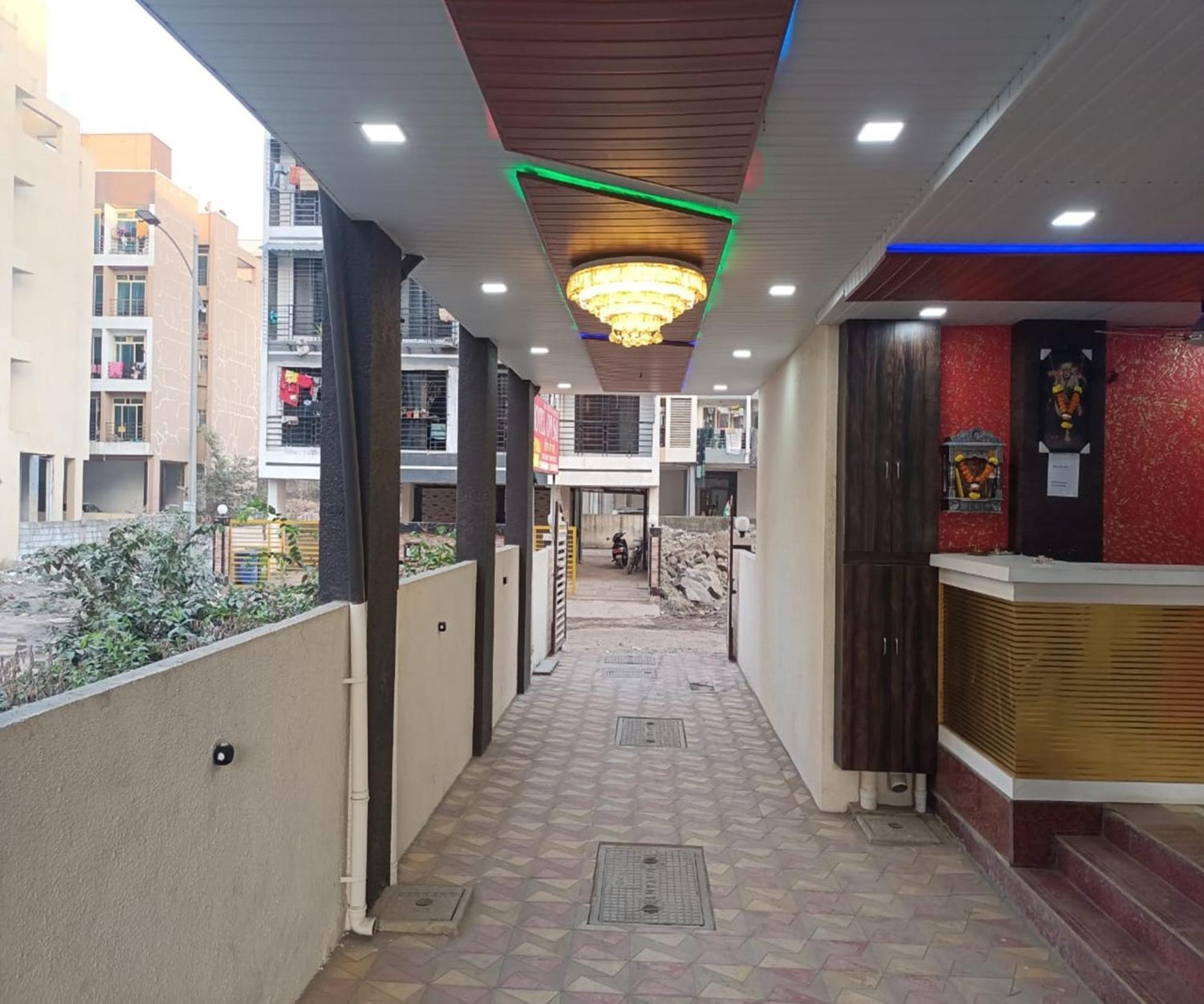 Hotel Om Sai نافي مومباي المظهر الخارجي الصورة